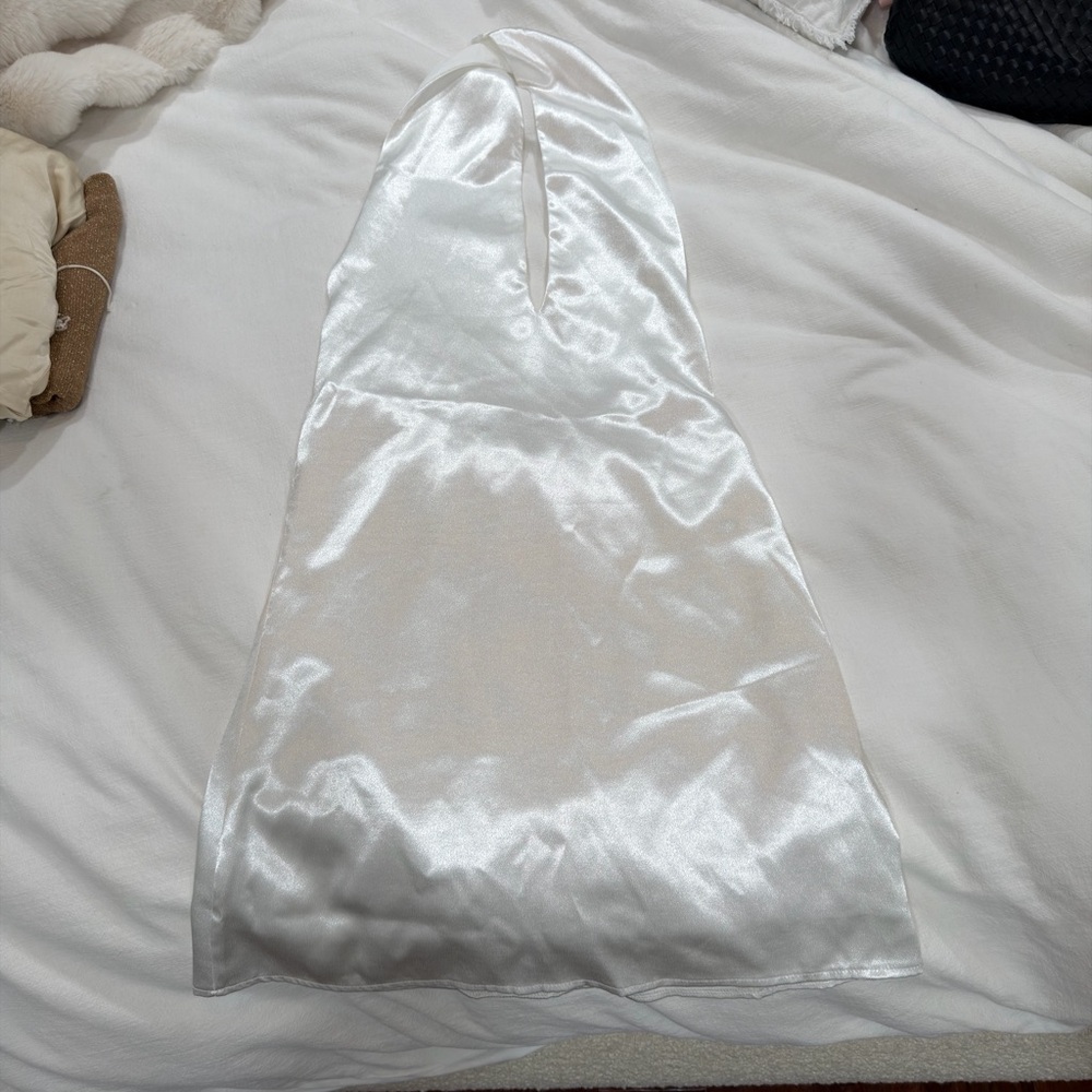 Halter V neck White Satin Dress Open back